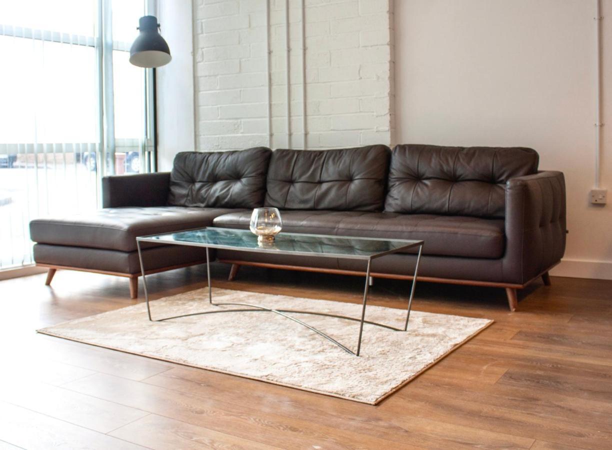 Spacious Industrial Style Apartment London Exterior photo